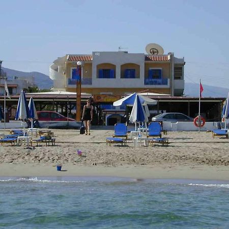 Mike'S Beach Apartments & Studios Аниссарас Экстерьер фото
