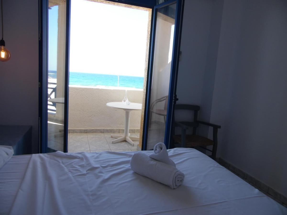 Mike'S Beach Apartments & Studios Аниссарас Экстерьер фото