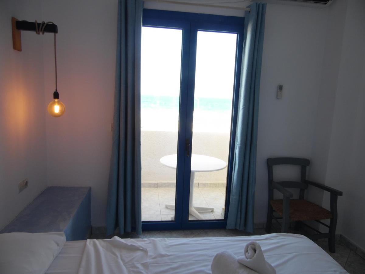 Mike'S Beach Apartments & Studios Аниссарас Экстерьер фото