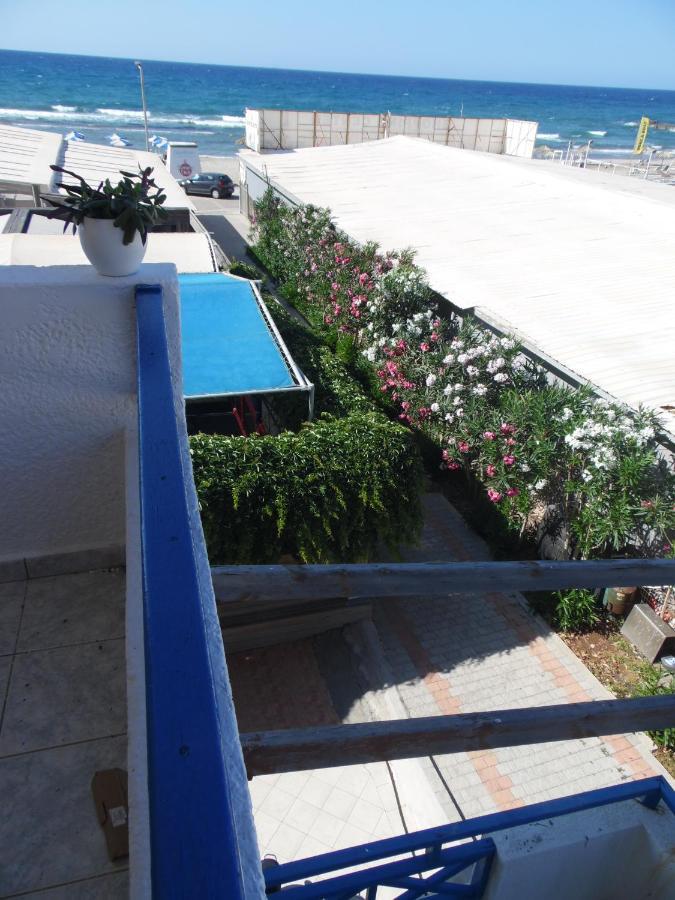 Mike'S Beach Apartments & Studios Аниссарас Экстерьер фото