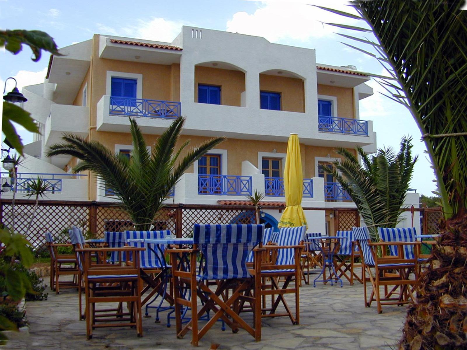 Mike'S Beach Apartments & Studios Аниссарас Экстерьер фото
