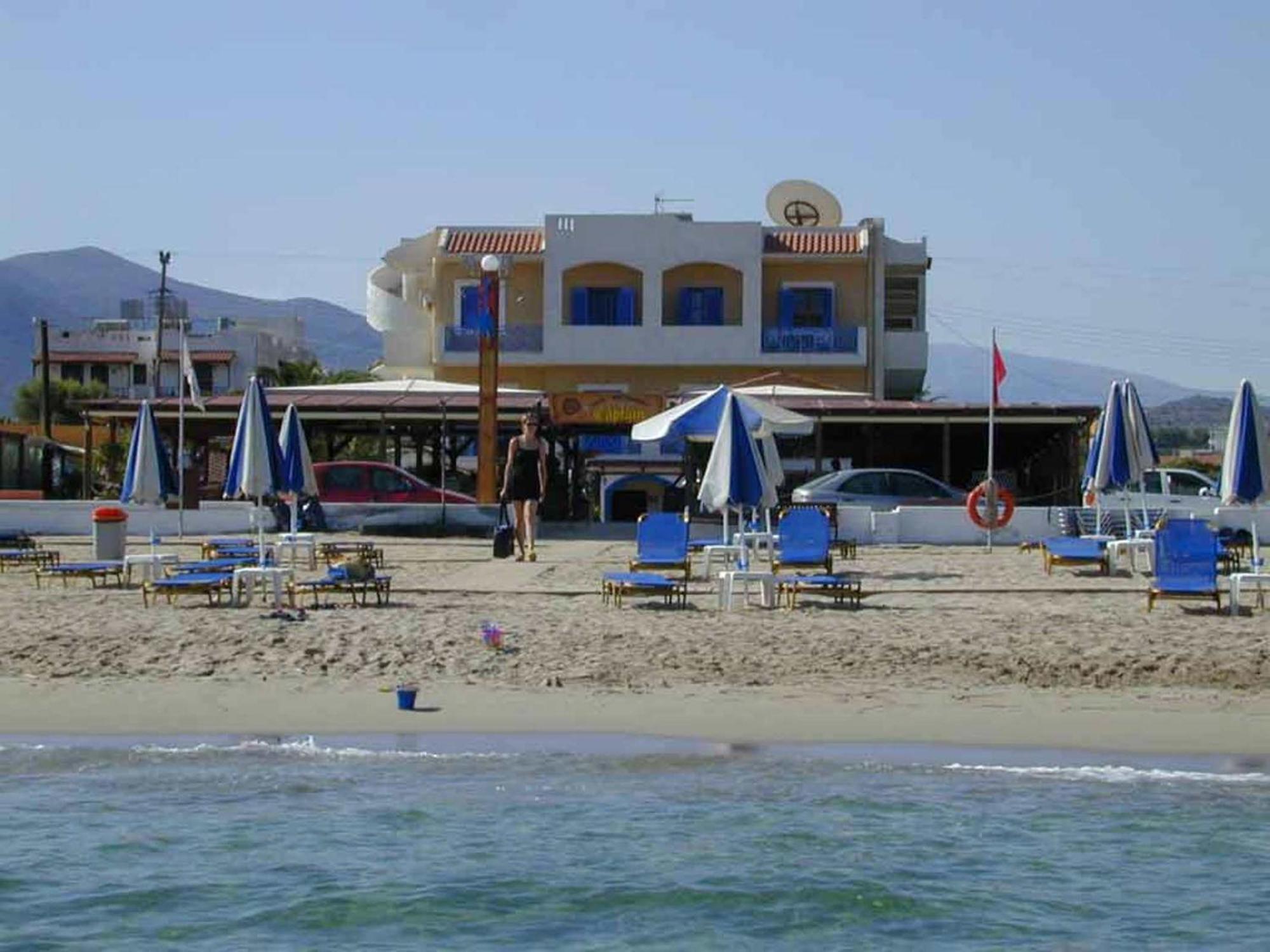 Mike'S Beach Apartments & Studios Аниссарас Экстерьер фото